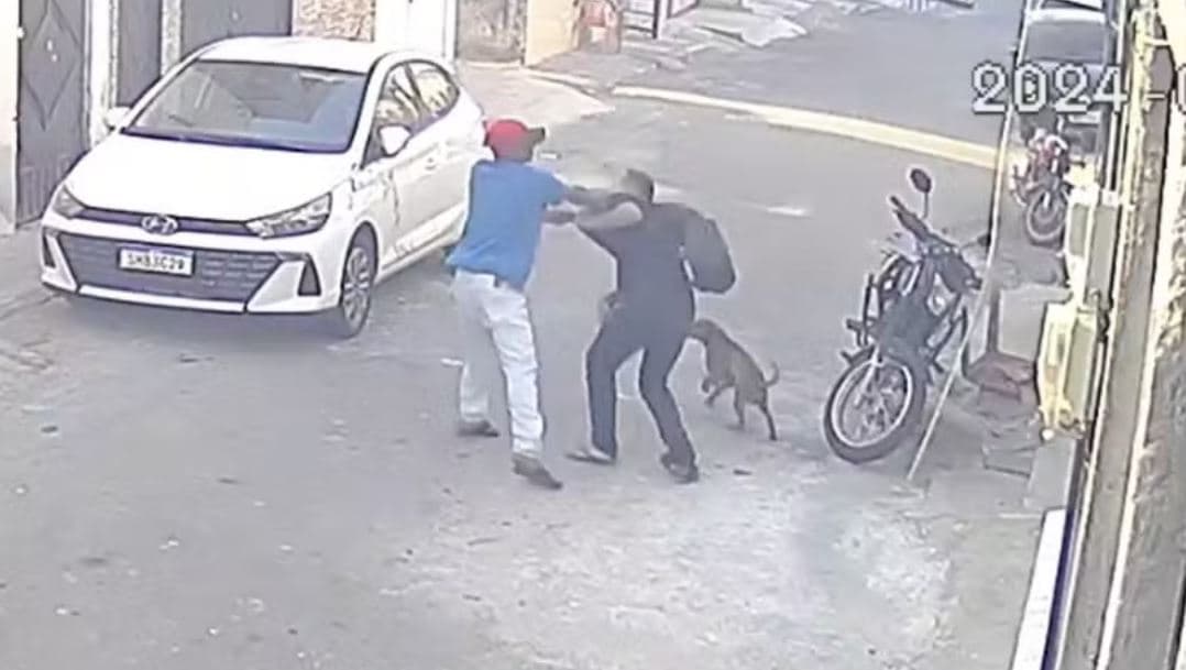 VÍDEO: Homens brigam e se matam com a mesma arma em Fortaleza