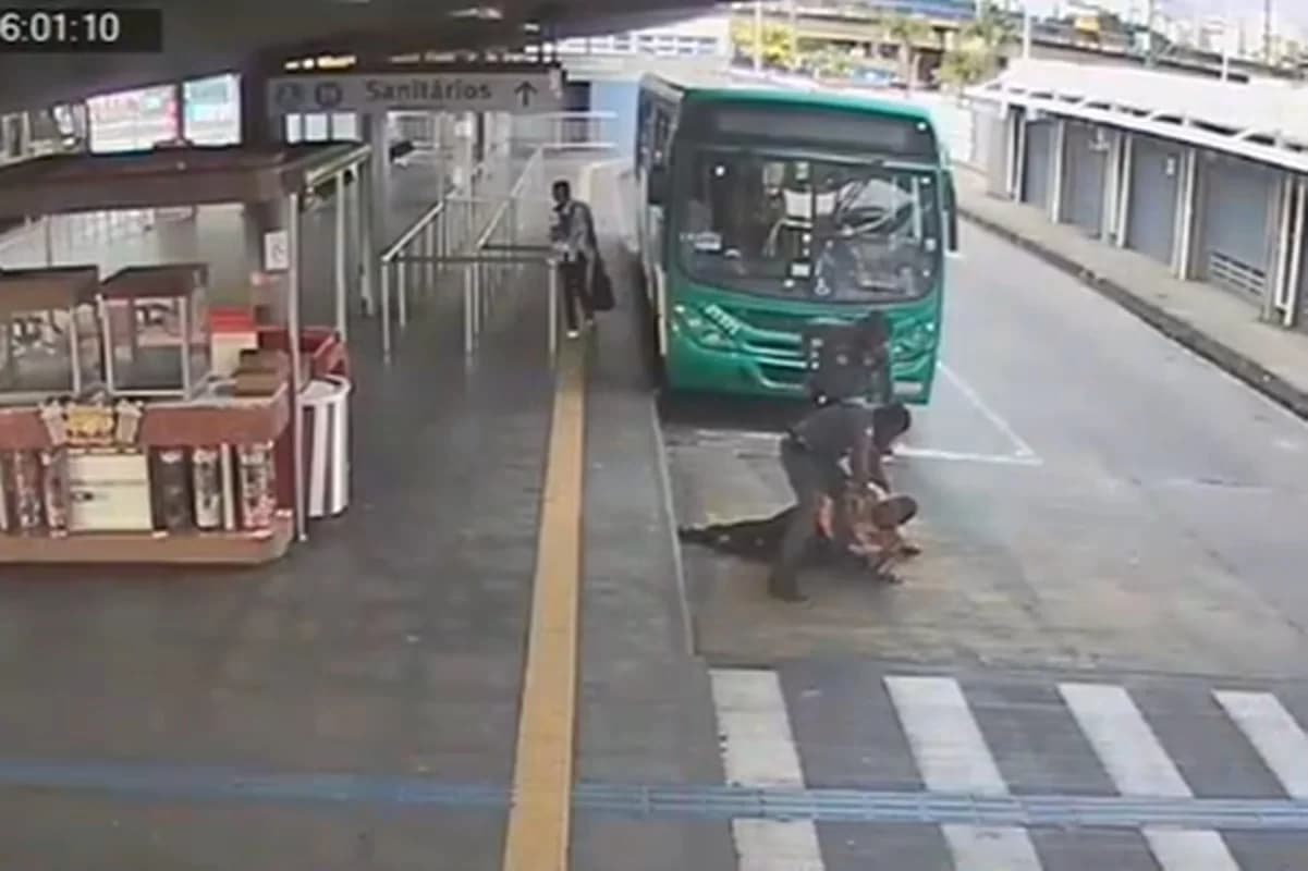 Homem morre após abordagem em terminal de ônibus na BA