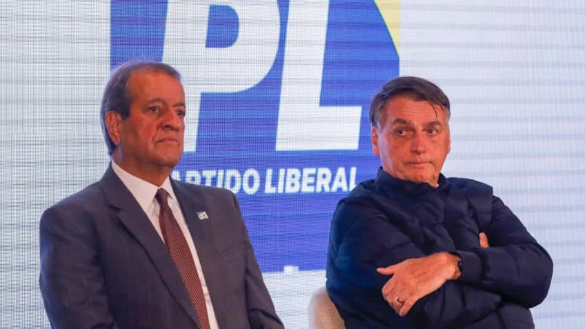 Após elogios a Lula, presidente do PL se desculpa com Bolsonaro