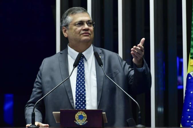 Antes de assumir cadeira no STF, Dino preside 1ª sessão de 2024 no Senado