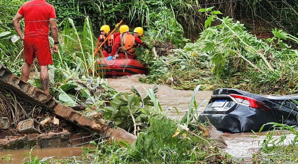 Casal desaparece após forte chuva na região metropolitana de SP