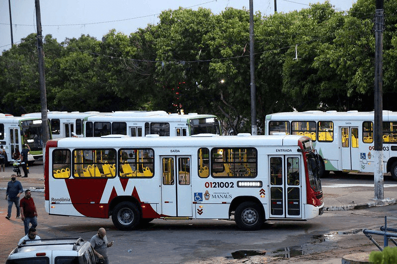 Roubos a ônibus têm queda de 27% em janeiro de 2024 em Manaus, diz IMMU