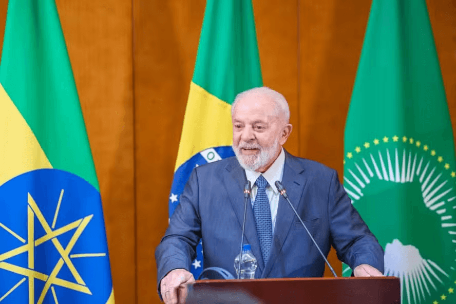 Israel convoca embaixador do Brasil após fala de Lula sobre Gaza