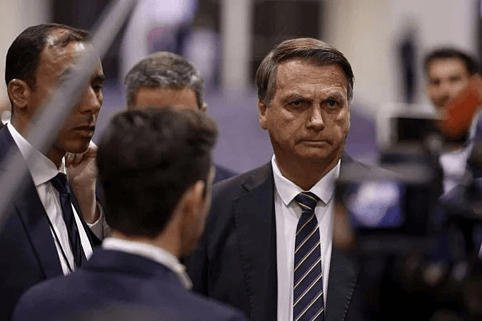 Bolsonaro, ex-ministros e militares depõem à PF nesta quinta (22) por tentativa de golpe