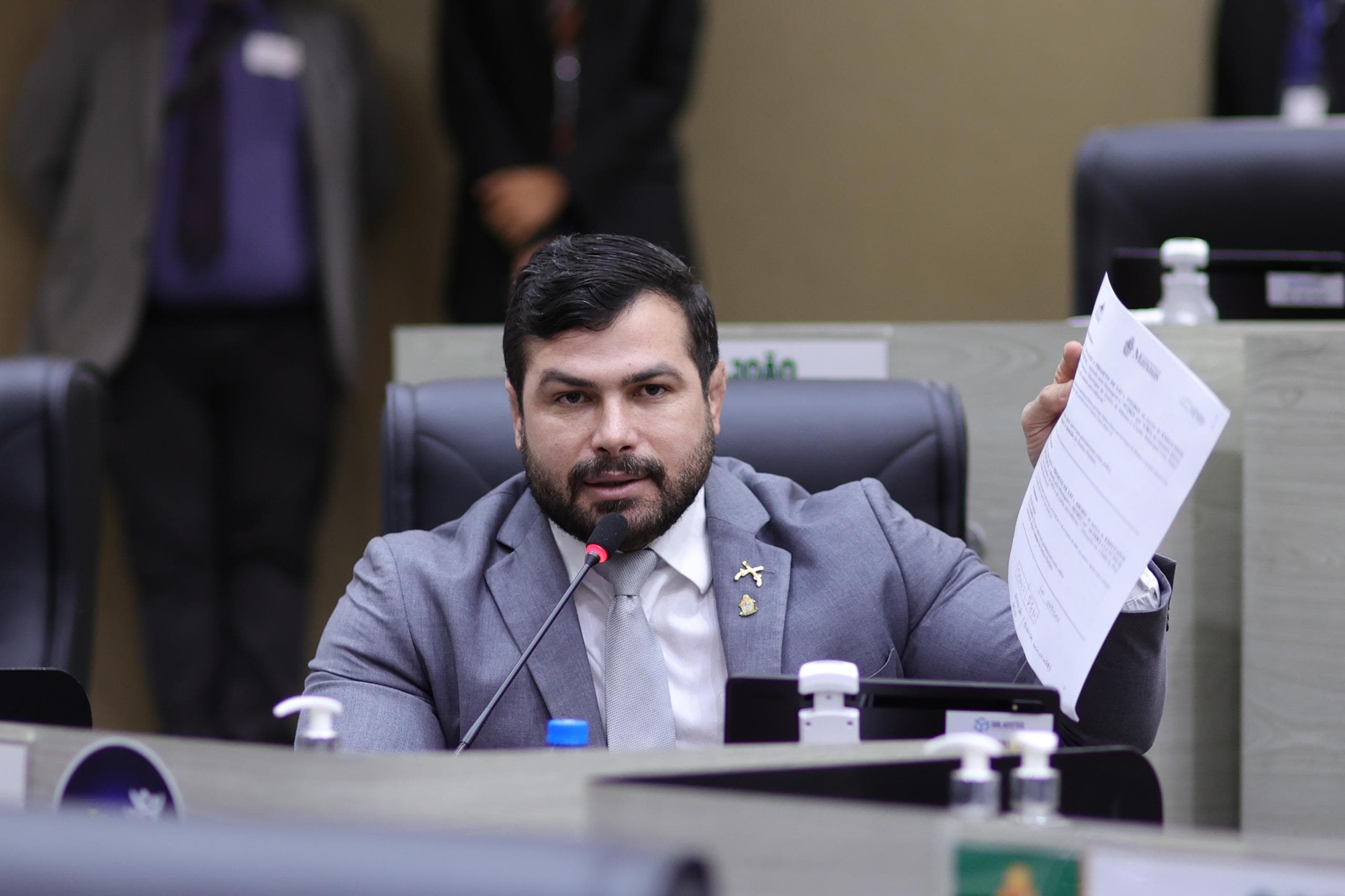 Carpê tem requerimento que pede lista de ruas asfaltadas recusado na CMM