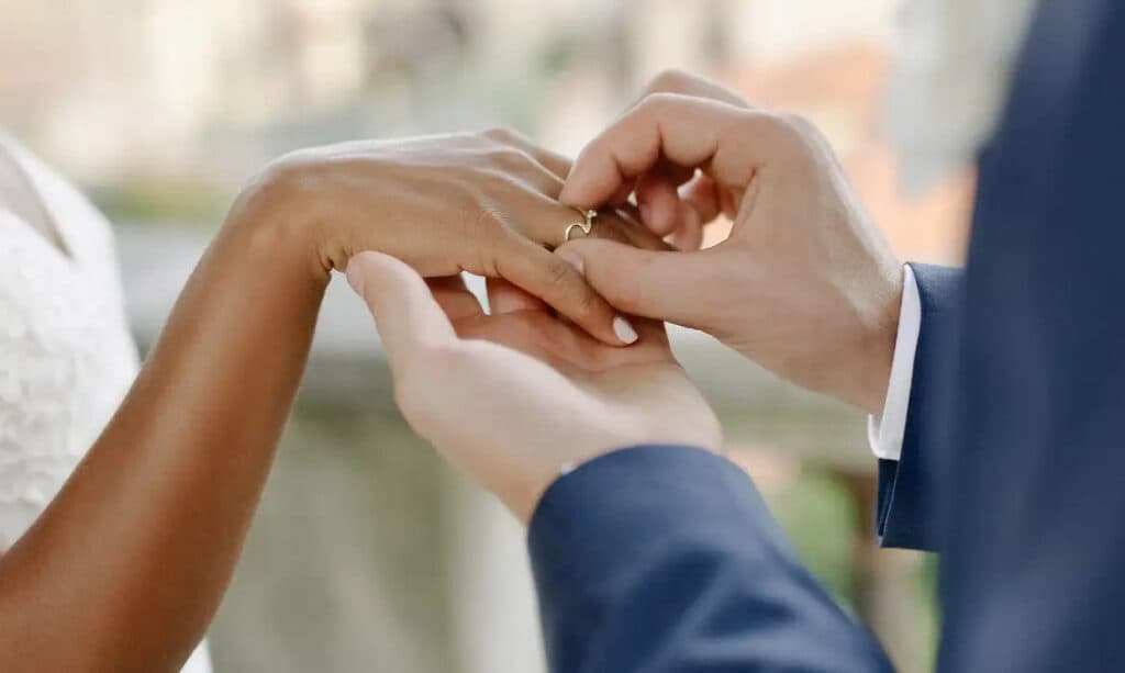 Projeto permite divórcio e dissolução de união estável mesmo após a morte