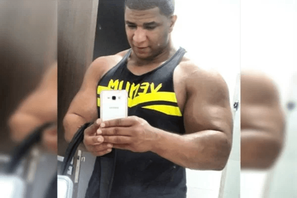 Vigilante é emboscado e leva 7 tiros em posto de gasolina no DF