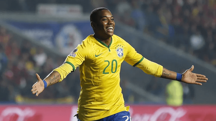 Robinho alega racismo em condenação na Itália e nega estupro