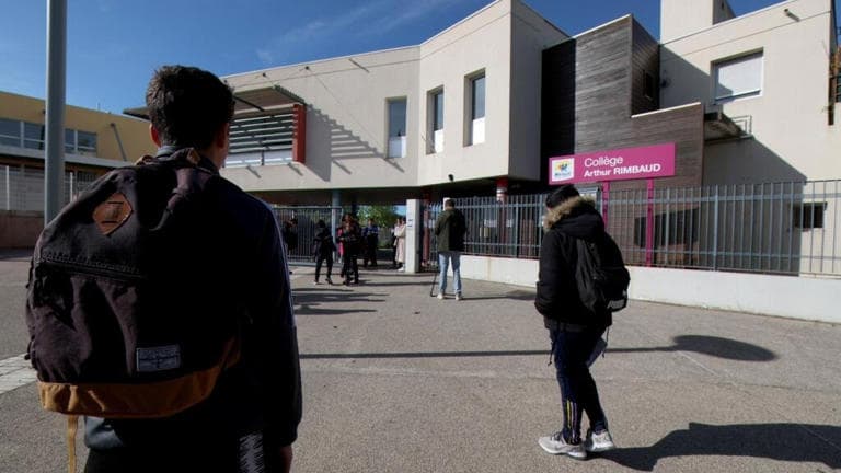Espancamento de adolescente por colegas devido à falsa conta no Snapchat &#8216;choca&#8217; a França