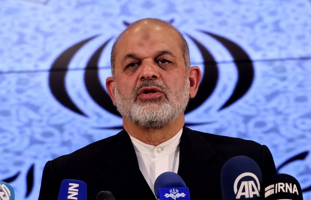 Argentina pede a prisão de ministro iraniano por atentado contra a Amia há 30 anos