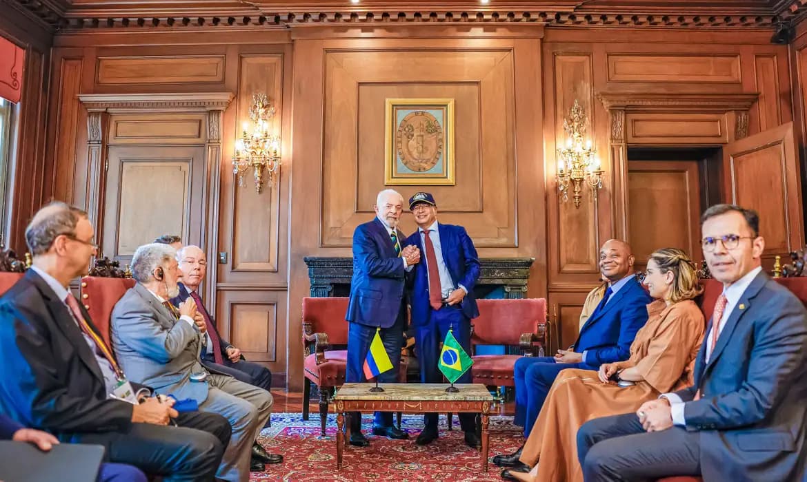 Brasil e Colômbia querem acordo de paz e garantia de vida entre Maduro e oposição   