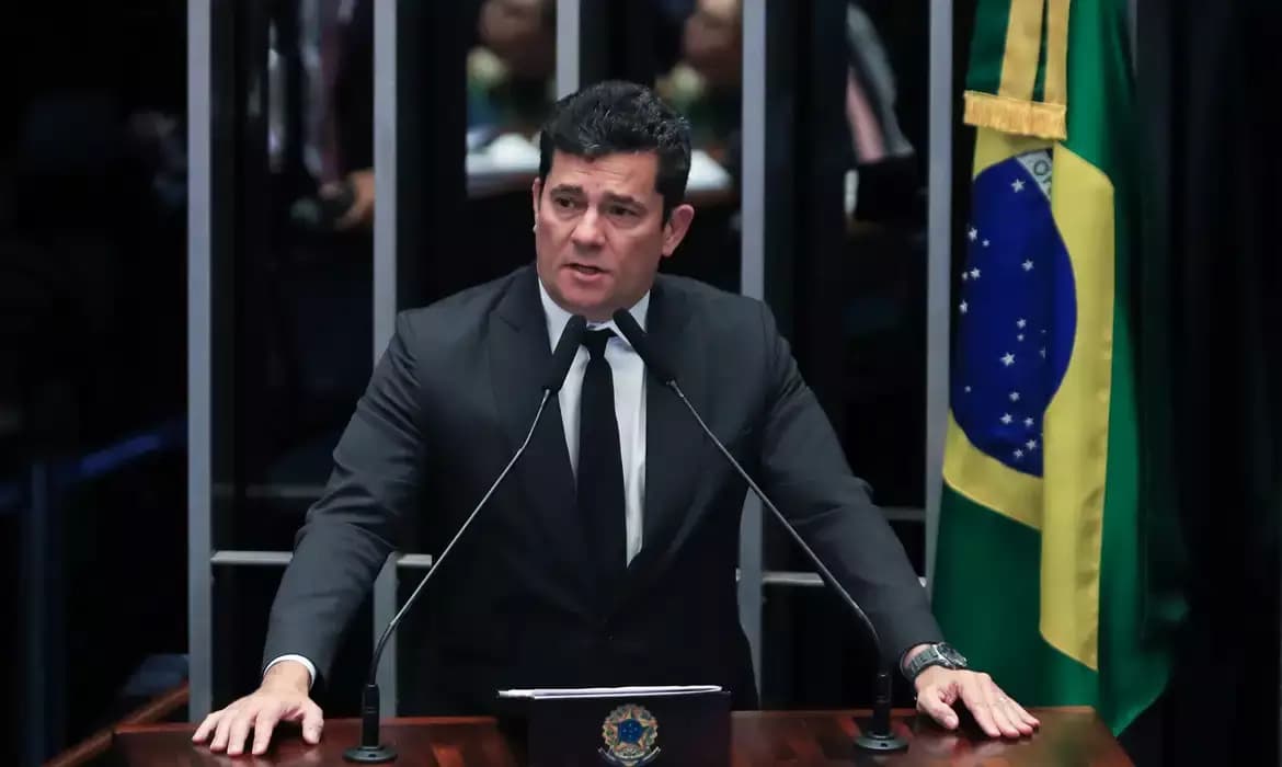 TSE suspende julgamento sobre cassação de Moro e retoma na próxima terça-feira (21)