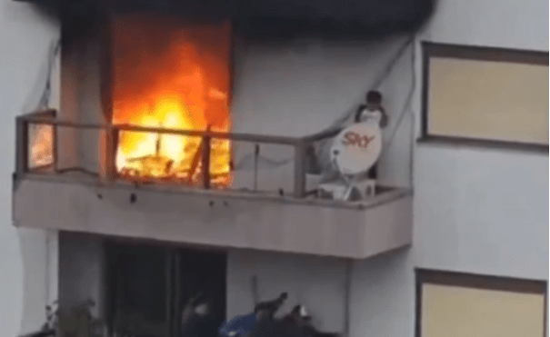 Criança de 6 anos é resgatada de apartamento em chamas no RS