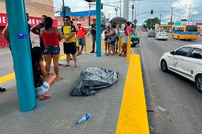 VÍDEO: Vendedor de água é assassinado a tiros na zona Leste de Manaus