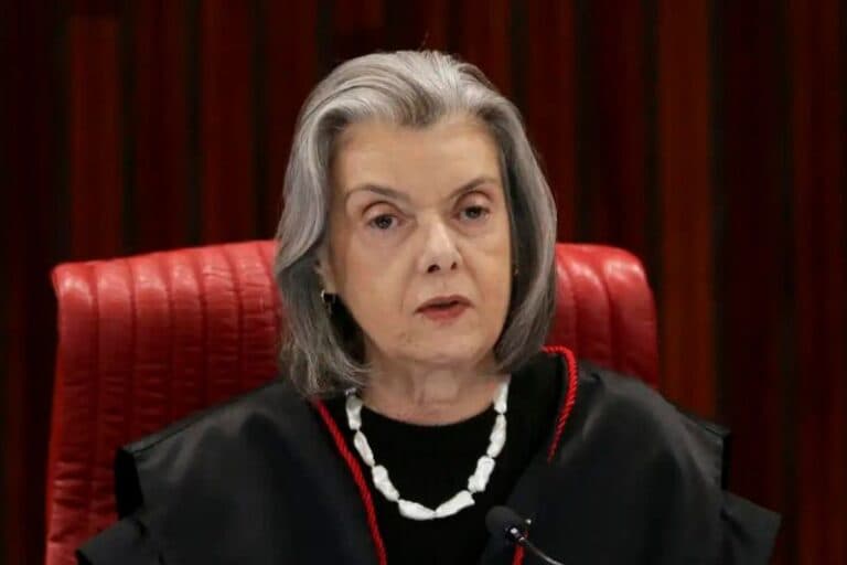 Cármen Lúcia é eleita presidente da Primeira Turma do STF