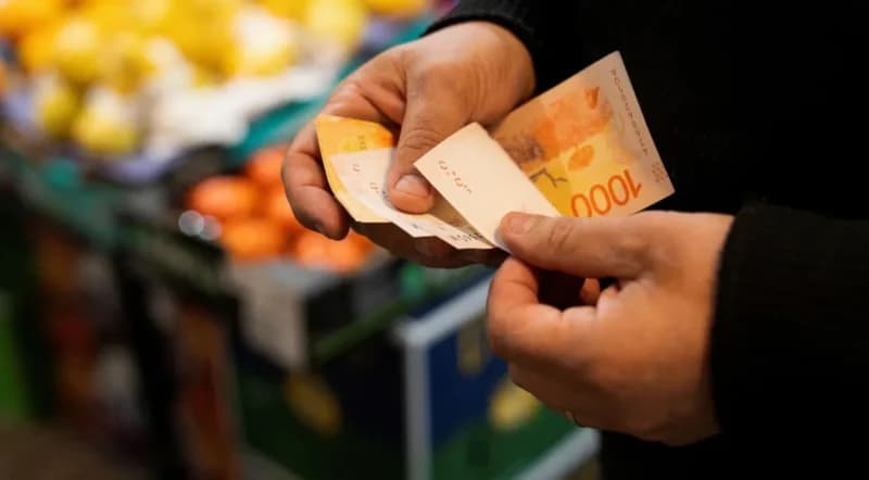 Inflação na Argentina cai para 8,8% em abril, pela 4ª vez em 12 meses
