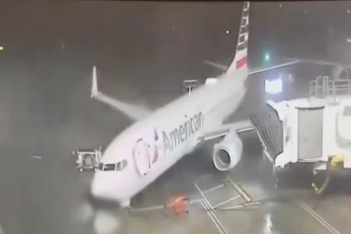 VÍDEO: Tempestade arrasta avião em aeroporto no Texas, Estados Unidos
