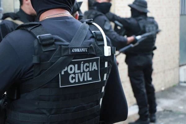 Polícia prende criminoso que negociou armas furtadas do Exército em São Paulo