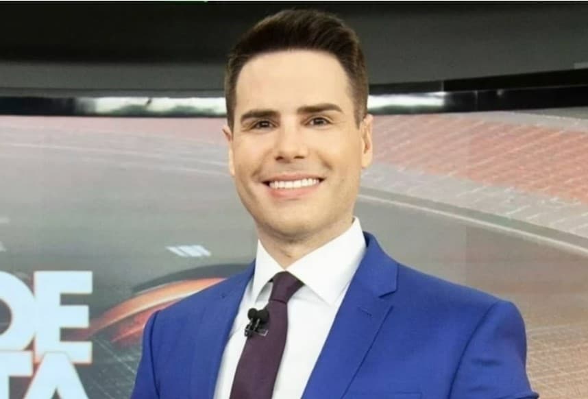 Após sair da Record, Luiz Bacci revela mágoas com a emissora: &#8220;Não é digno com um profissional&#8221;