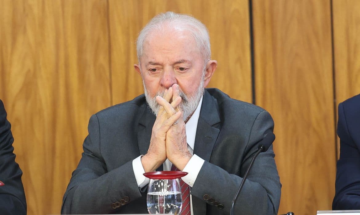 Lula cancela participação em evento de Bill Clinton após confusão com seguranças de Biden