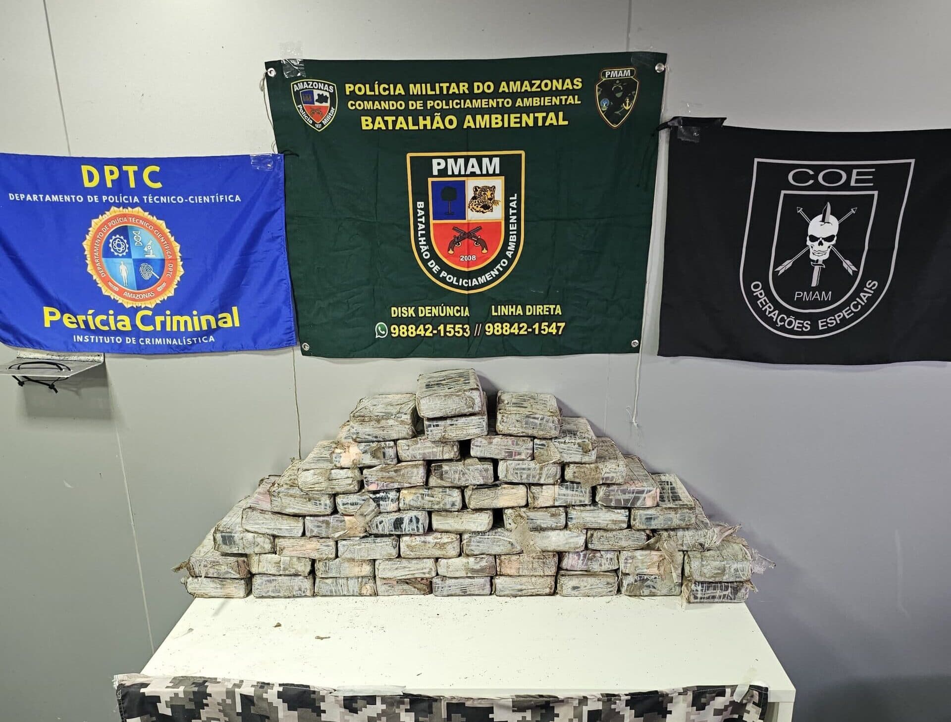 Mais de 63 kg de cocaína, avaliados em R$ 4,5 milhões, são apreendidos no Amazonas