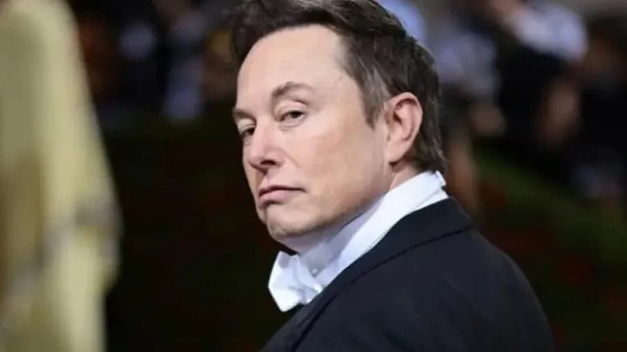 &#8220;My love Musk&#8221;: No DF, idosa cai em golpe e perde R$ 150 mil achando que se relacionava com bilionário