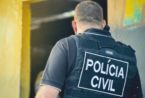 Homem espanca e estupra ex-mulher em área de mata no município de Tabatinga