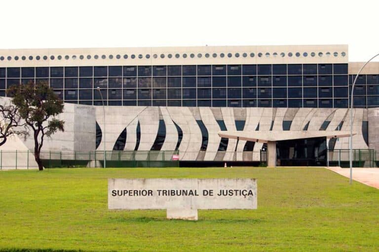 STJ autoriza busca em residência a partir das 5h, mesmo sem luz do dia