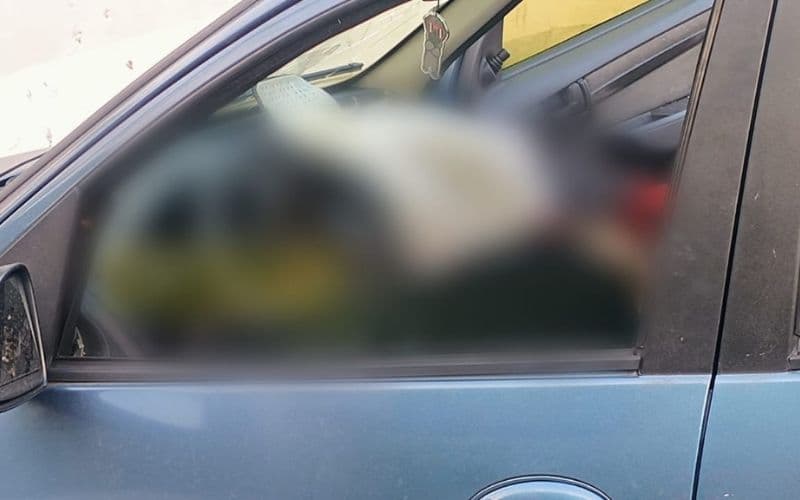 Motorista perde controle de carro e morre ao atingir poste de iluminação no Centro