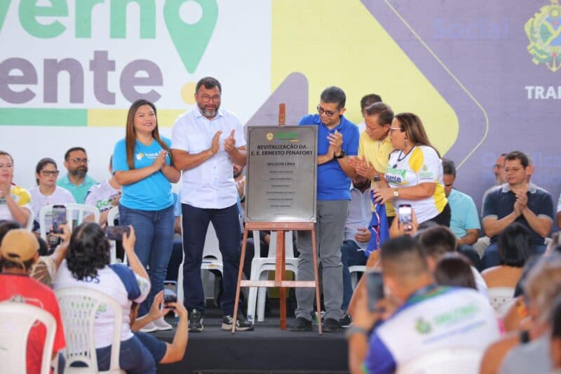 Escola é entregue revitalizada durante 14ª edição do Governo Presente no São José