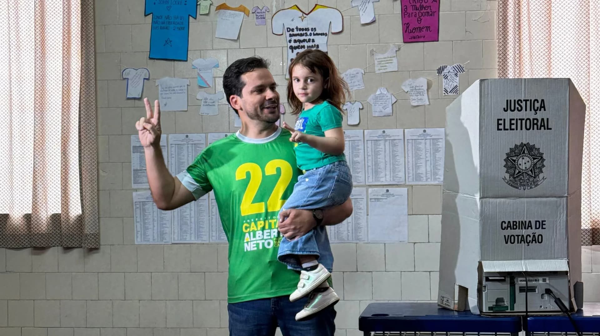 Alberto Neto confia em eleitores de ex-presidente para ir ao segundo turno: &#8220;Manaus é Bolsonaro&#8221;