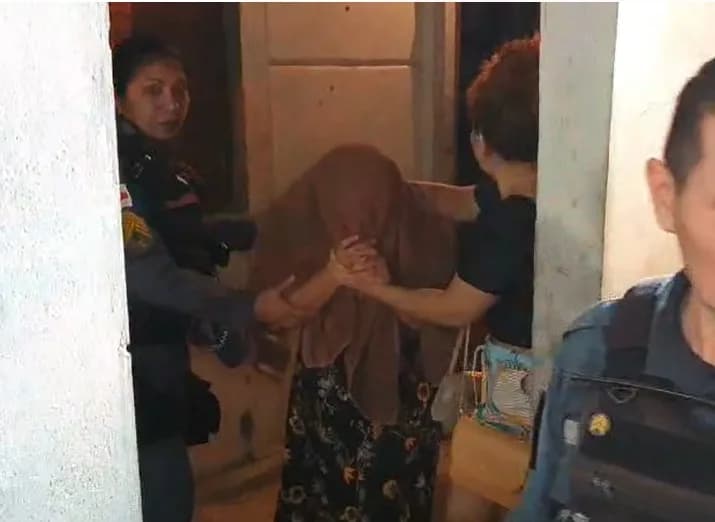 Após descobrir traição, mulher mata marido com uma facada no pescoço na Zona Norte de Manaus