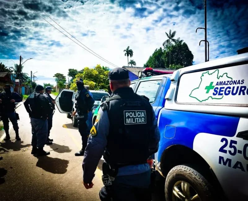 Quatro irmãos são resgatados em casa após mãe sair para beber em Manaus