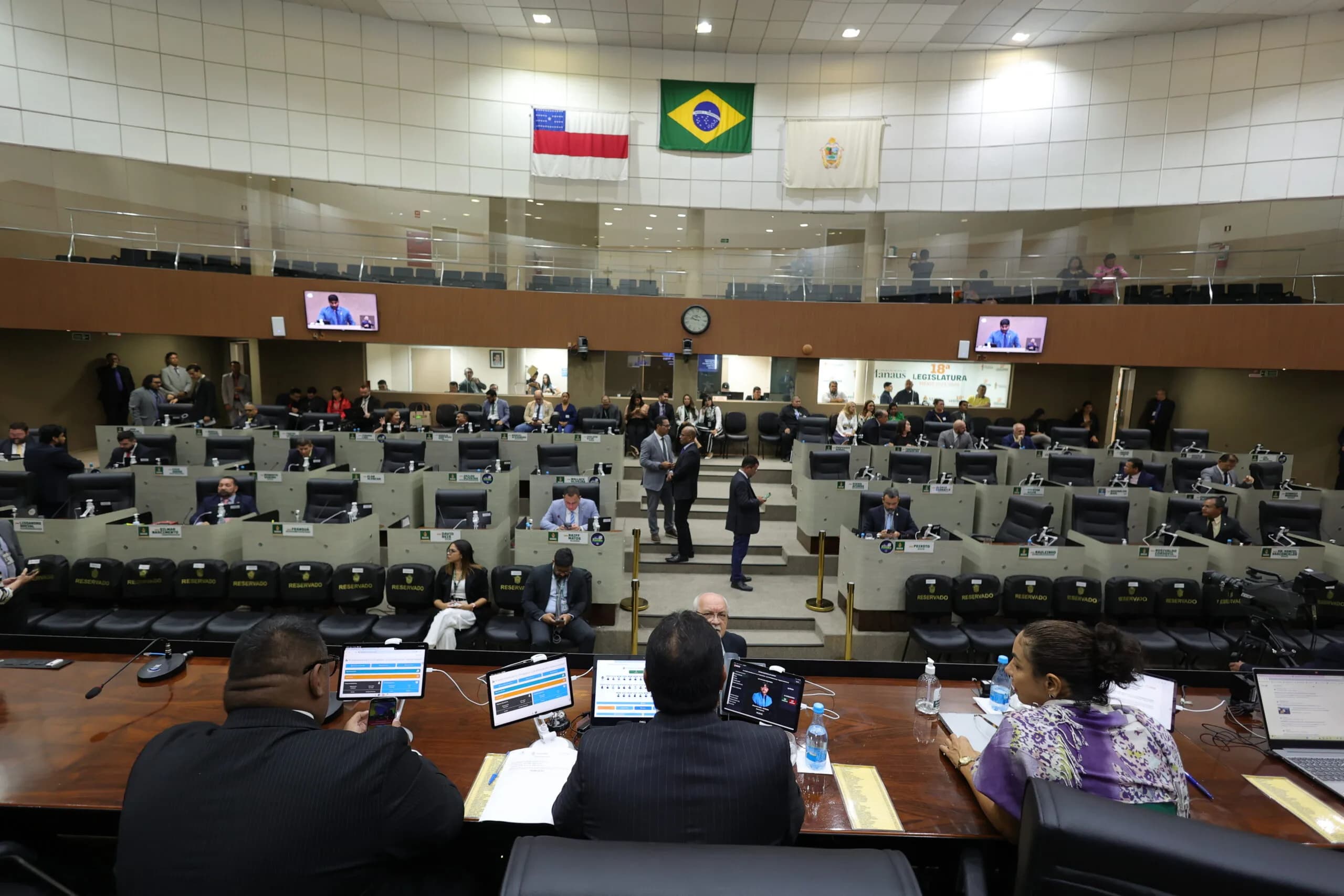 Fim do recesso: CMM retoma hoje e Aleam nesta terça sessões plenárias