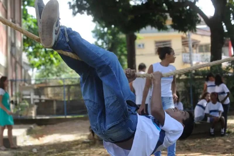 Manaus é a capital do Brasil com mais escolas localizadas em ilhas de calor, informa estudo