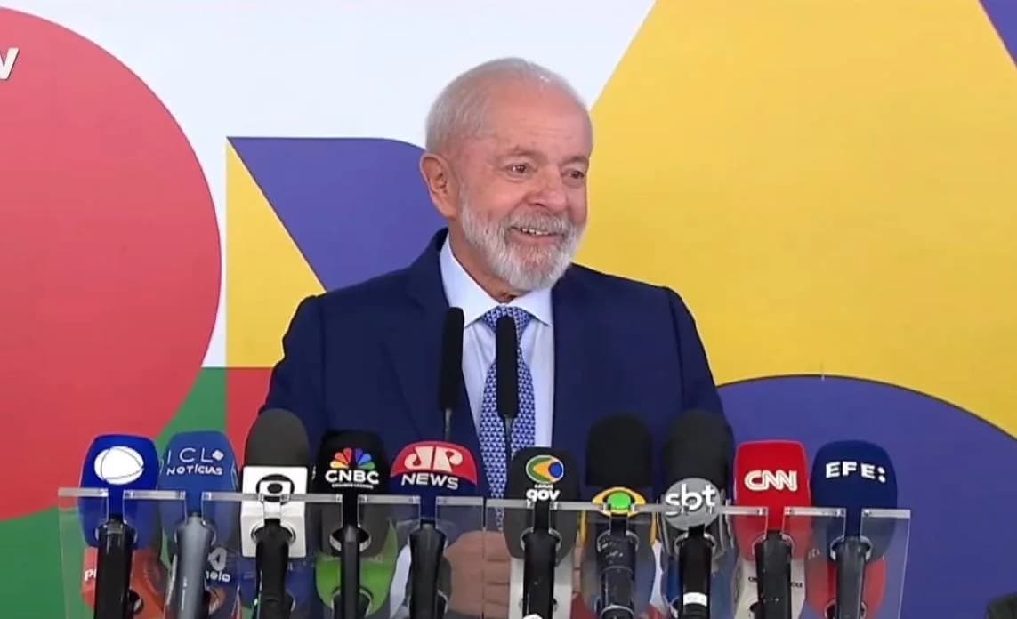 &#8220;Estou 100% recuperado e já posso fazer a viagem que eu quiser&#8221;, afirma presidente Lula