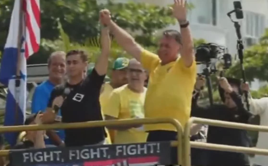 Nikolas Ferreira sai em defesa de Bolsonaro e critica o MPF: &#8220;Agora é obrigado a achar petista bonita?&#8221;