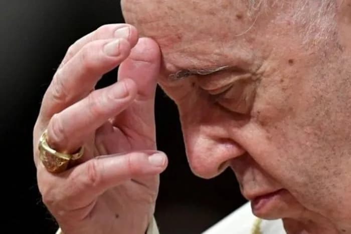 Papa Francisco manda áudio a fiéis enquanto está internado; OUÇA