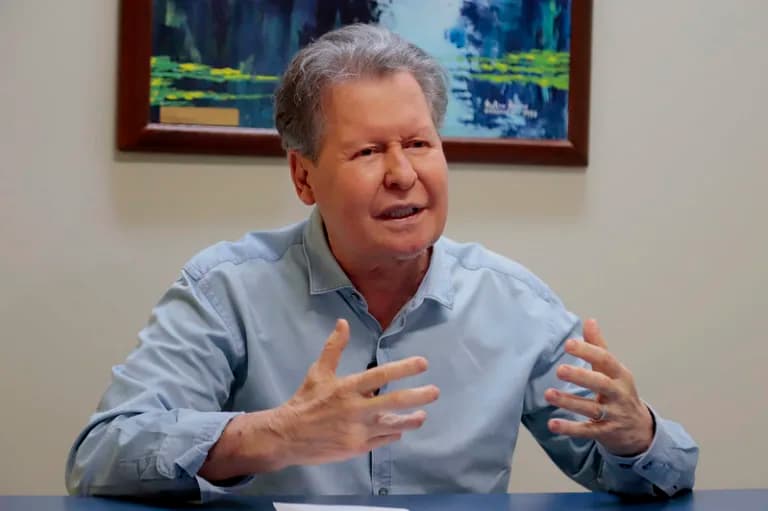 Assessoria de Arthur Neto esclarece internação no Rio de Janeiro