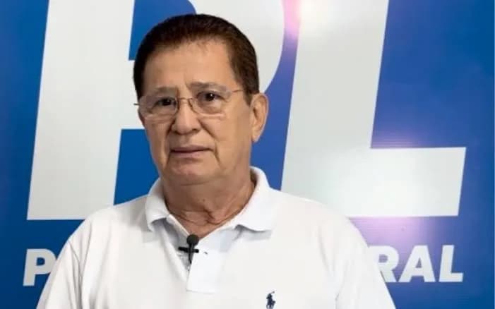 &#8220;Querem calar as vozes conservadoras&#8221;, declara Alfredo sobre prisão domiciliar de Bolsonaro
