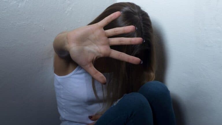 Filho esfaqueia o próprio pai para proteger a mãe grávida de agressões, em SC