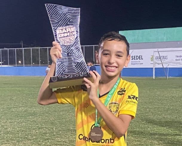 Jovem atleta amazonense realiza vai participar de avaliação no clube Fluminense, do Rio de Janeiro
