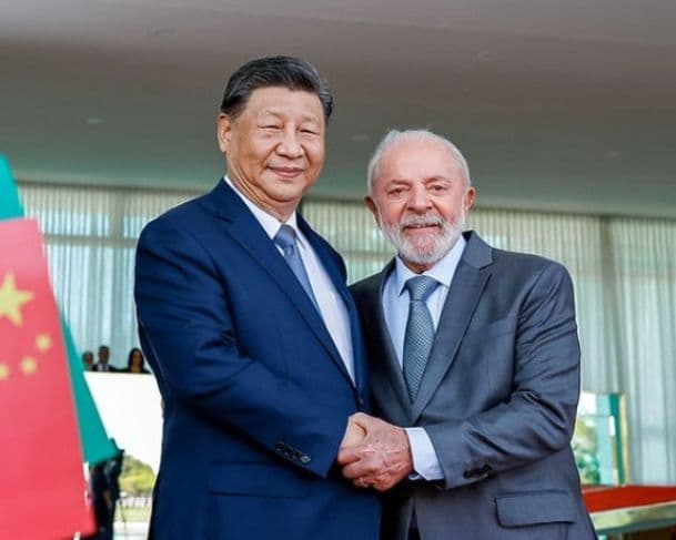 China se posiciona a favor do Brasil e em defesa a soberania do país
