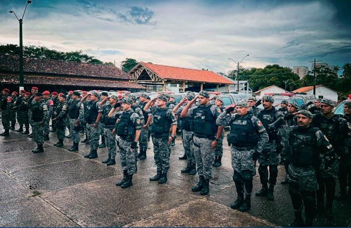 Foragido por roubo, porte ilegal de arma e furto é preso em Manaus