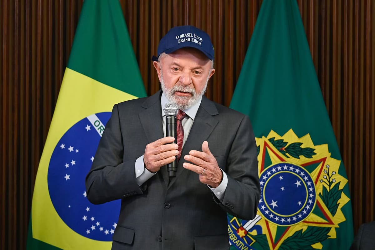 &#8220;Vergonhoso&#8221;: Lula critica cassação de visto de Lewandowski e volta a chamar Eduardo Bolsonaro de traidor