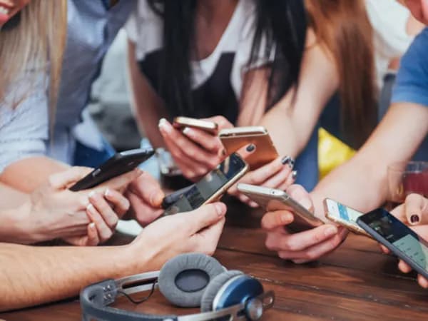 Escolas do Amazonas poderão prevenir dependência tecnológica em crianças e adolescentes