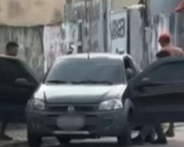 Homem é agredido por populares após assediar mulher na zona Sul de Manaus