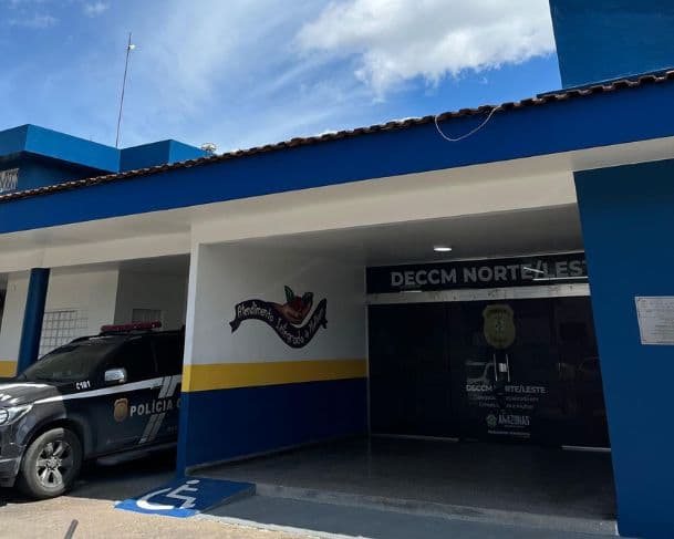 Homem é preso por ameaçar ex-companheira com arma de fogo em Manaus