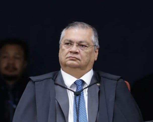 Flávio Dino vota a favor da condenação do ex-presidente Jair Bolsonaro