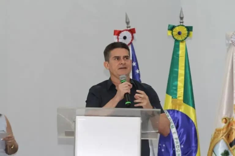 “Nós fazemos o que nenhum prefeito teve coragem de fazer em 74 anos”, diz David Almeida